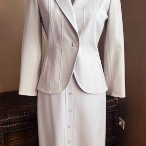 Women’s  Suit Blazer and Skirt Size 2.